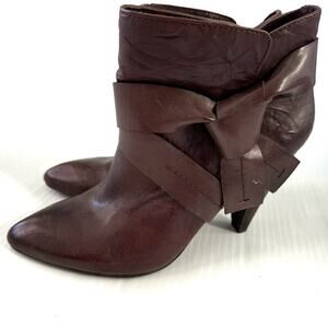 Jessica Simpson Meri boots heeled brown booties size 7.5 leather upper